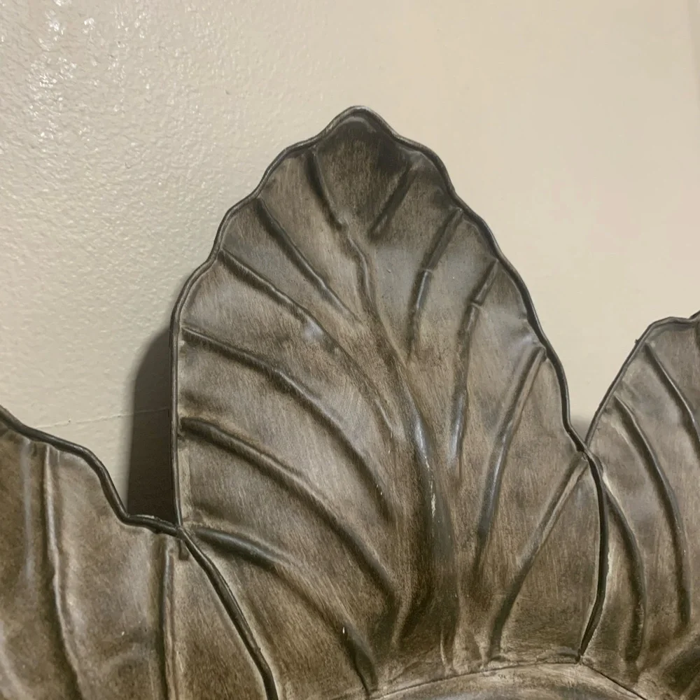 25” Metal Leaf Sunburst Wall Mirror Rustic Bronze Floral Frame Decor Sunflower